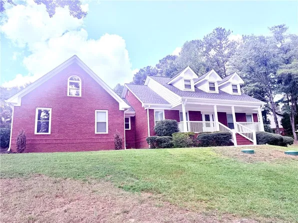 2660 Sandy Creek Cir, Loganville, GA 30052