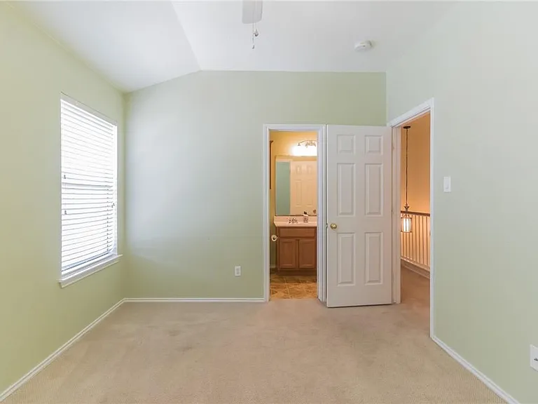 9201 Brodie Ln #902 — Photo 25