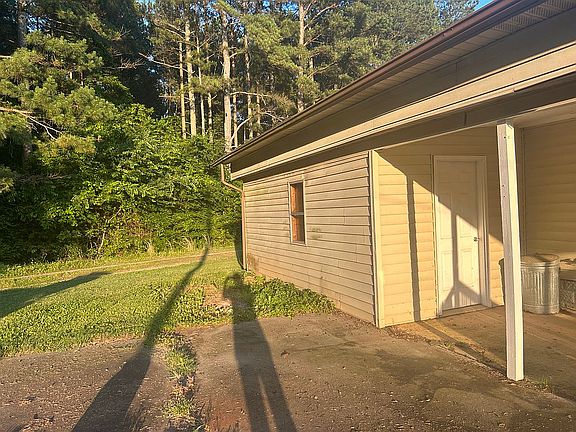 3rd image of 3248 Reepsville Rd