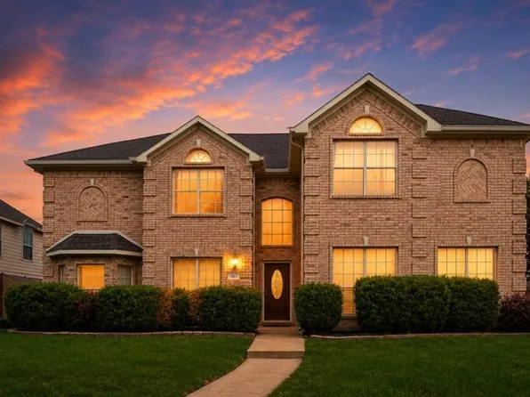 1521 Mountain Laurel Ln, Desoto, TX 75115