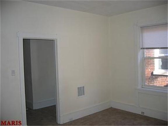 5th image of 2909-2911 Sidney St