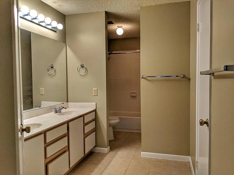 4507 Sherwood Way — Photo 8