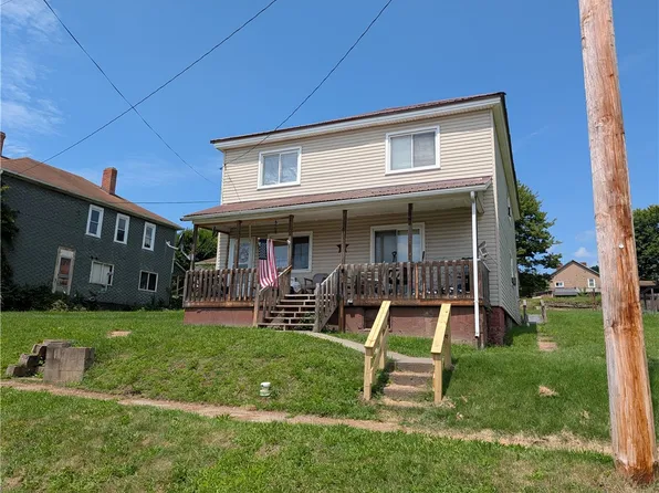 309 1st St, Vestaburg, PA 15368