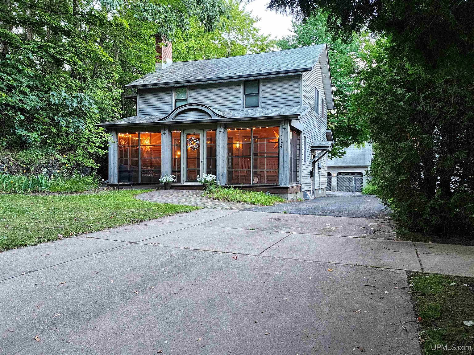 414 Waldo St, Marquette, MI 49855 Zillow