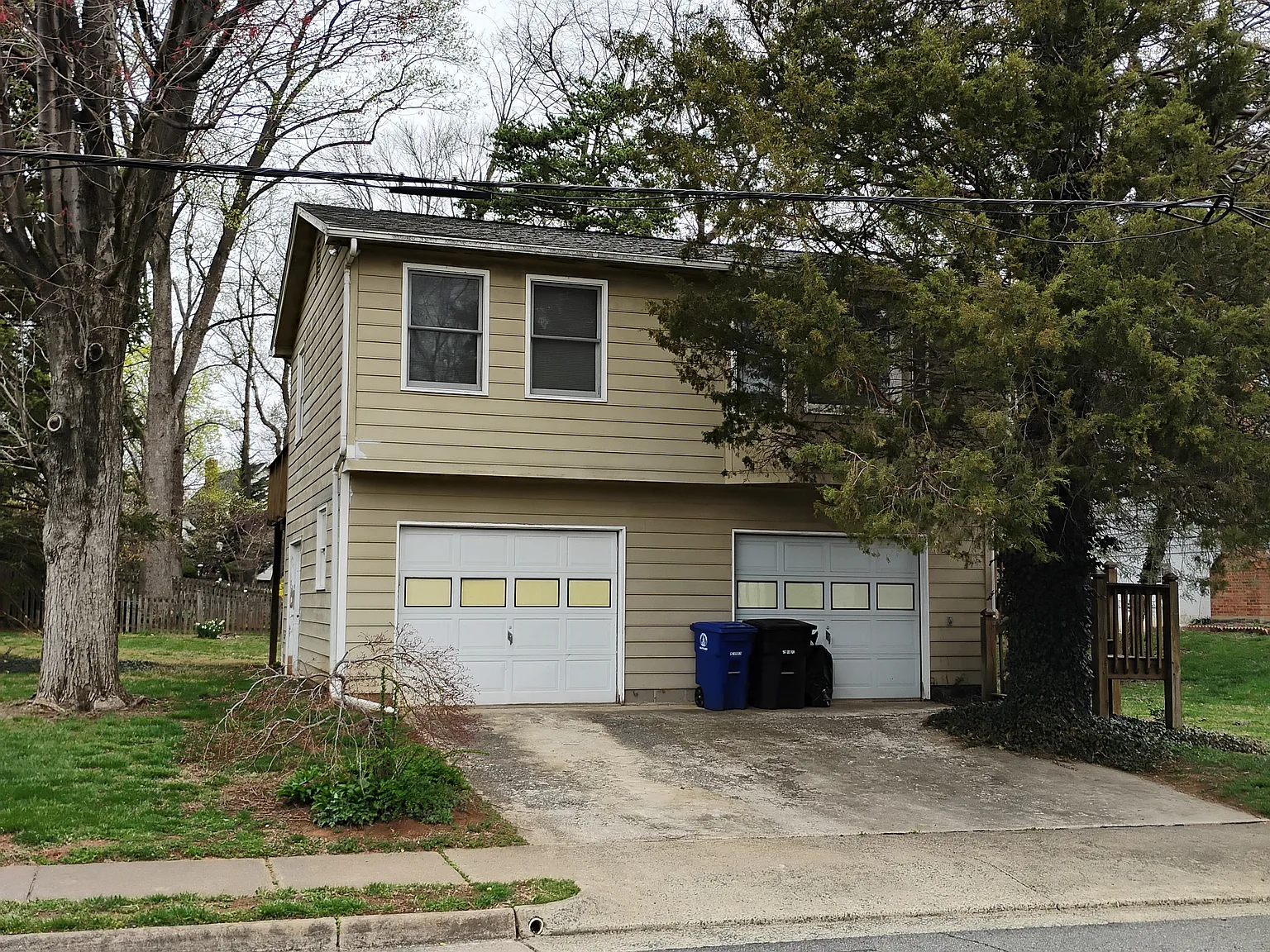 2 bed, 744 sqft, $2,500 — Photo 1