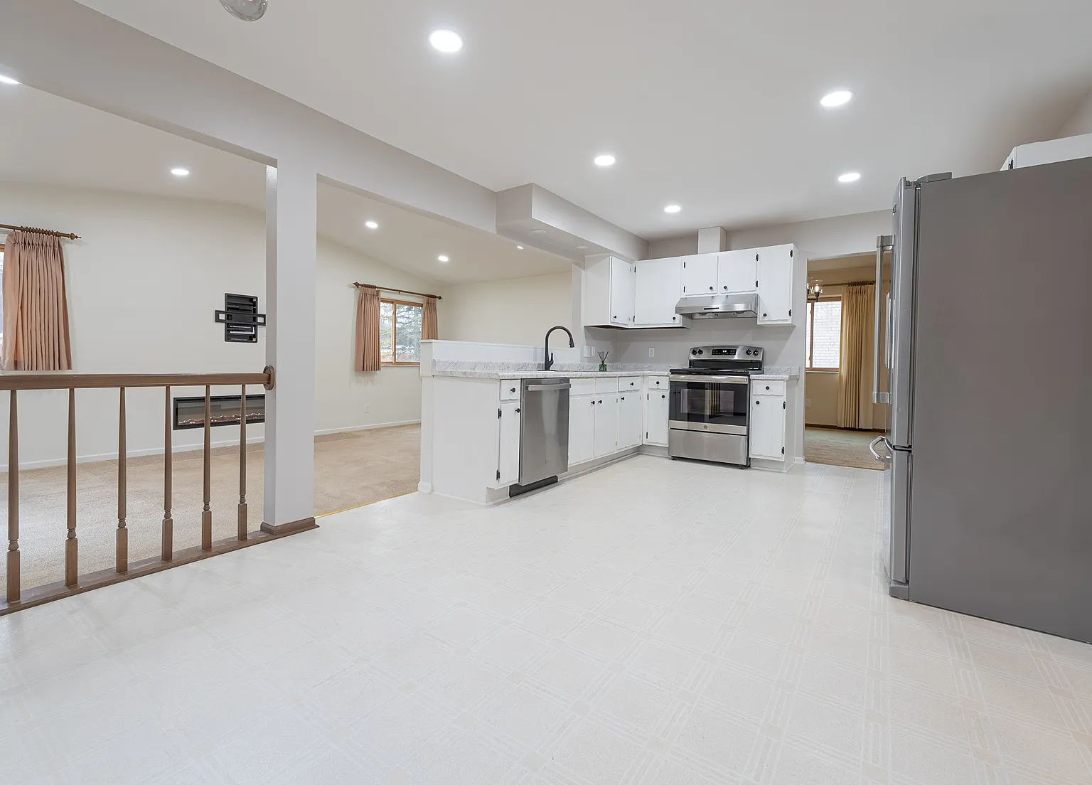 4 bed, 2239 sqft, $3,200 — Photo 1
