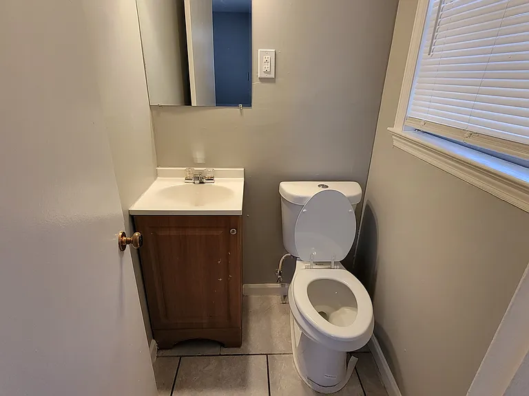3912 Callahan Dr — Photo 14