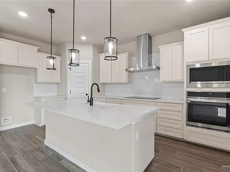 4809 S Markland Ave — Photo 9