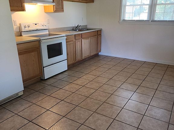 2nd image of 918 N 16th St APT 5