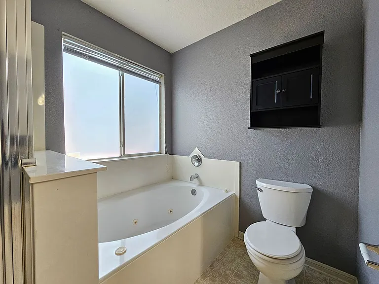 4207 Indigo Dr — Photo 14