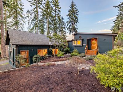 6897 Helena Street, Clinton, WA, 98236