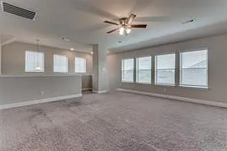 921 Waterview Dr — Photo 27