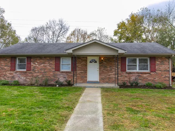438 Edgewood Dr, Nicholasville, KY 40356