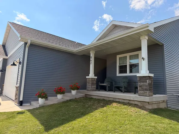 642 Locust Ln, Evansville, WI 53536