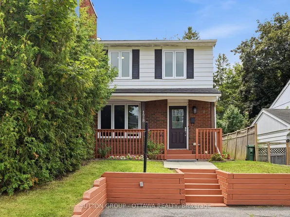 178 McClellan Rd, Ottawa, ON K2H 5W1