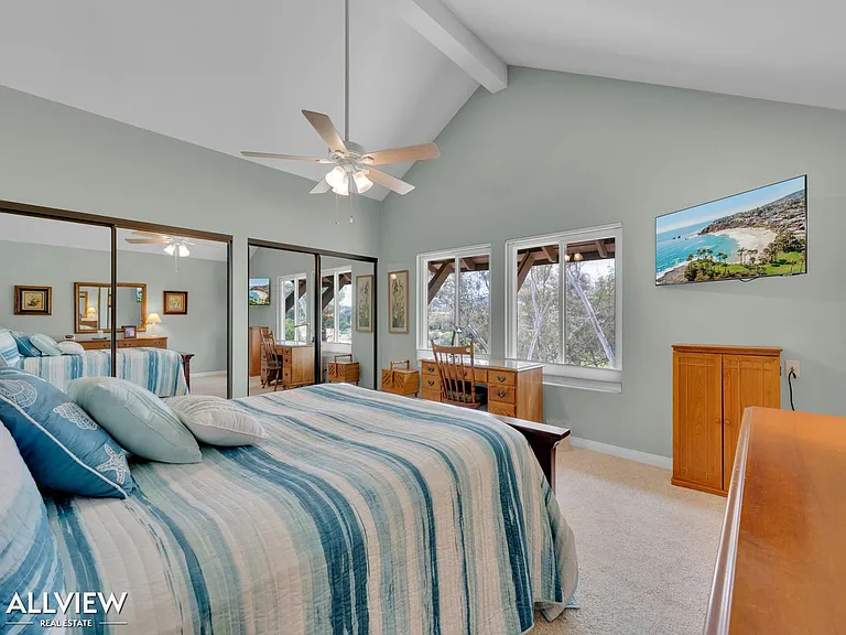 17547 Devereux Rd — Photo 20