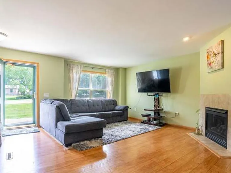 707 Cricket Ln #5 — Photo 6