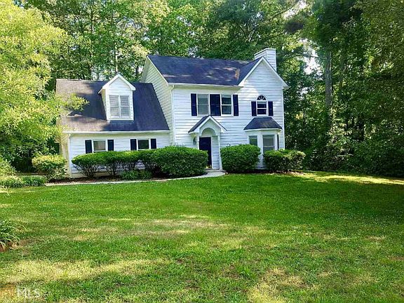 3rd image of 180 Winfair Dr