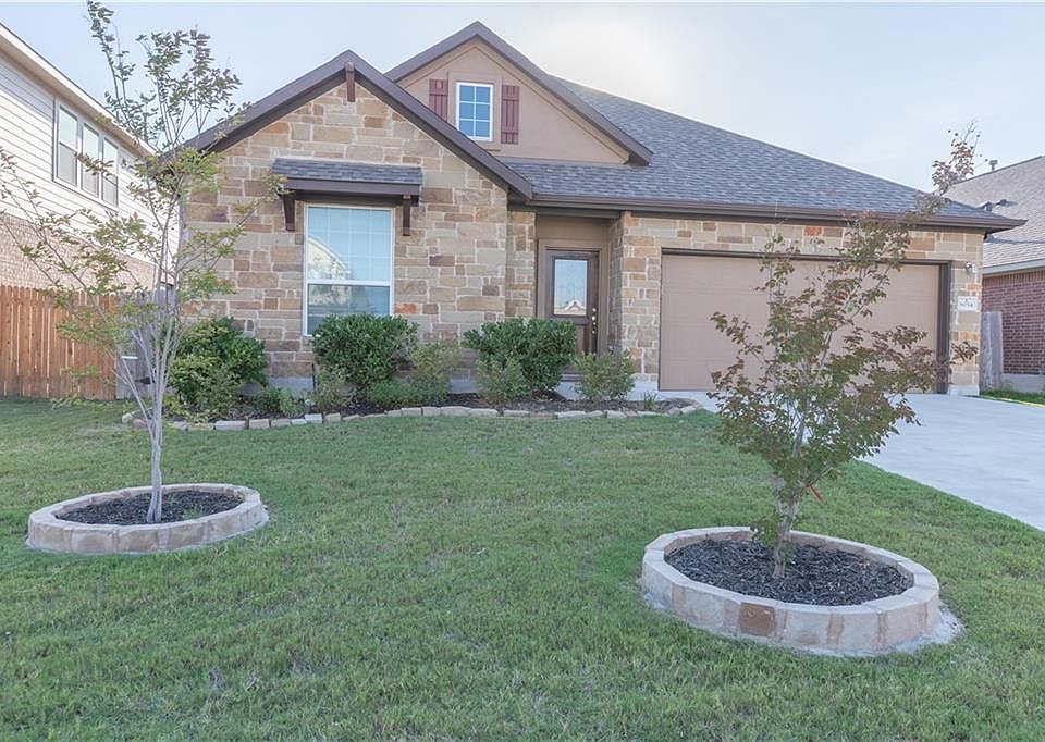 1st image of 8054 Arezzo Dr
