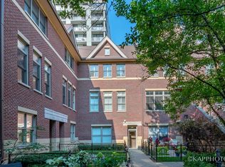 1942 S Prairie Ave #3, Chicago, IL 60616