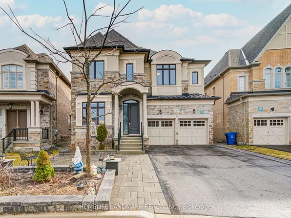 43 Mike Boshevski Ct, Aurora, ON L4G 3G7