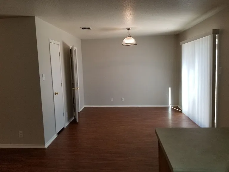 10627 Shaenpath — Photo 18