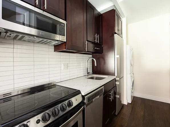 26 Jane Street image 2 of 23