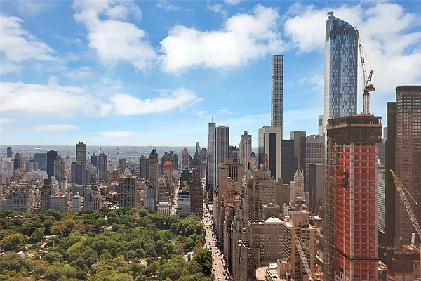 Rented by Engel & Völkers New York City | media 25