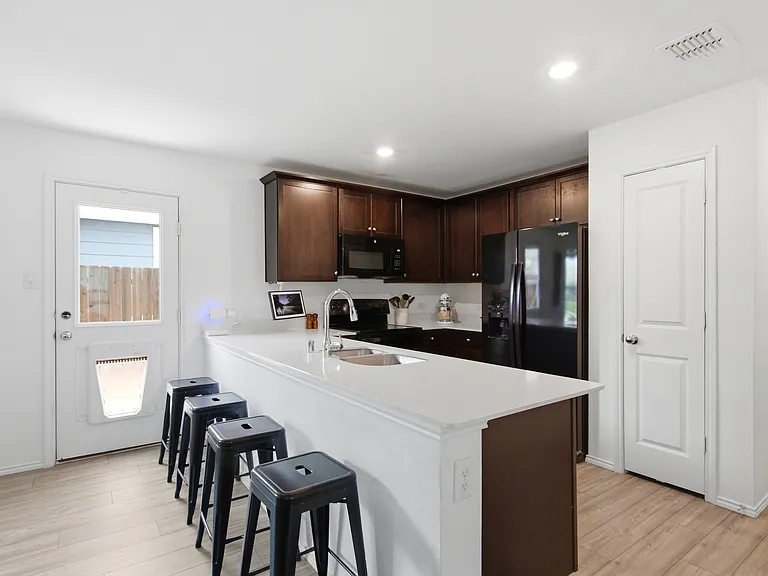 5620 Timber Point Dr — Photo 8