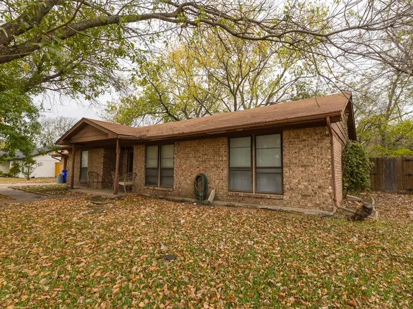 708 Redbud Dr, Forney, TX 75126