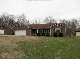 4 Bethmont Dr, Clendenin, WV 25045
