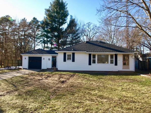 1016 S Division St, Whitehall, MI 49461