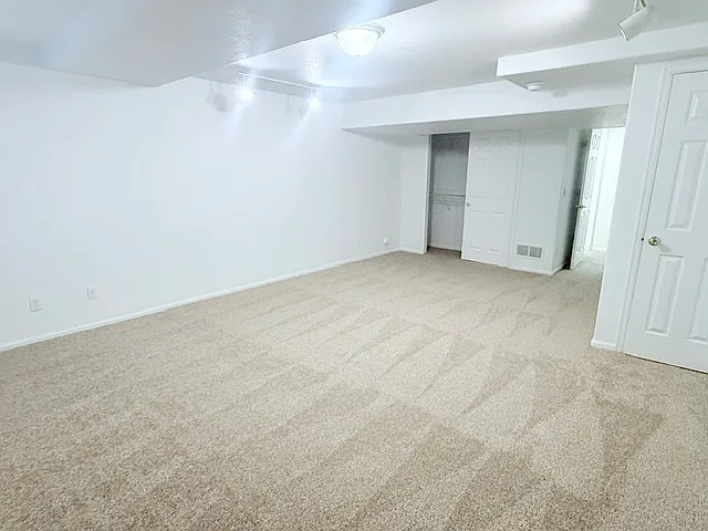 2905 Neil Dr #14 — Photo 19
