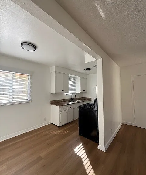 8317 S Western Ave — Photo 15