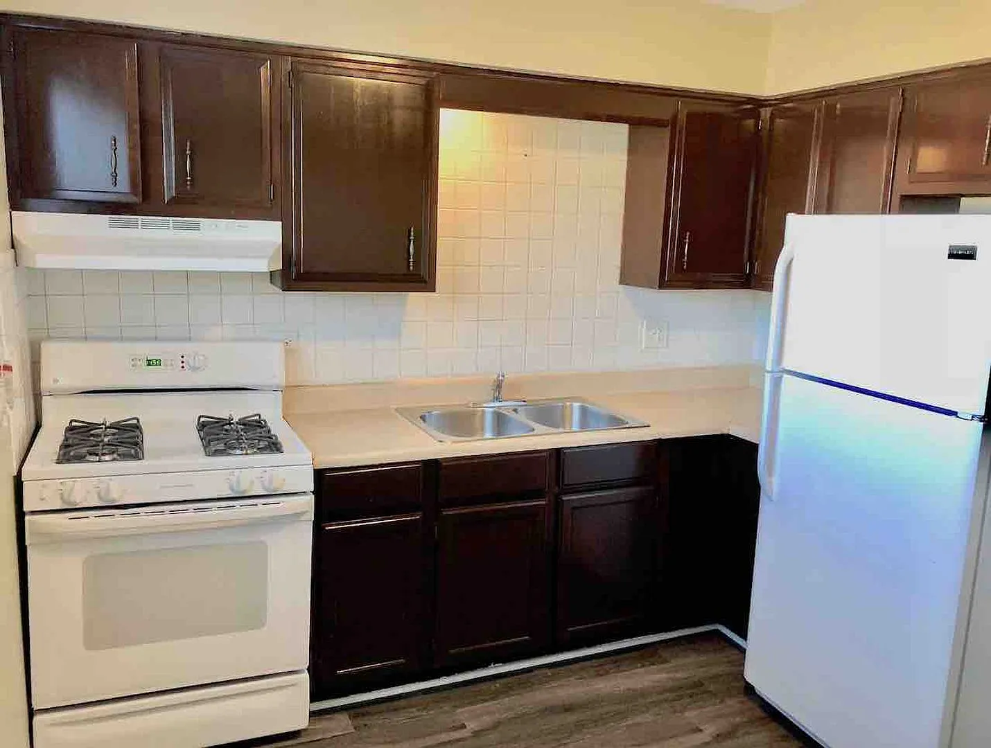 Yorkview LLC (629 York & 631 York) — Photo 4