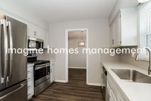 8808 W 95th Ter Photo 1