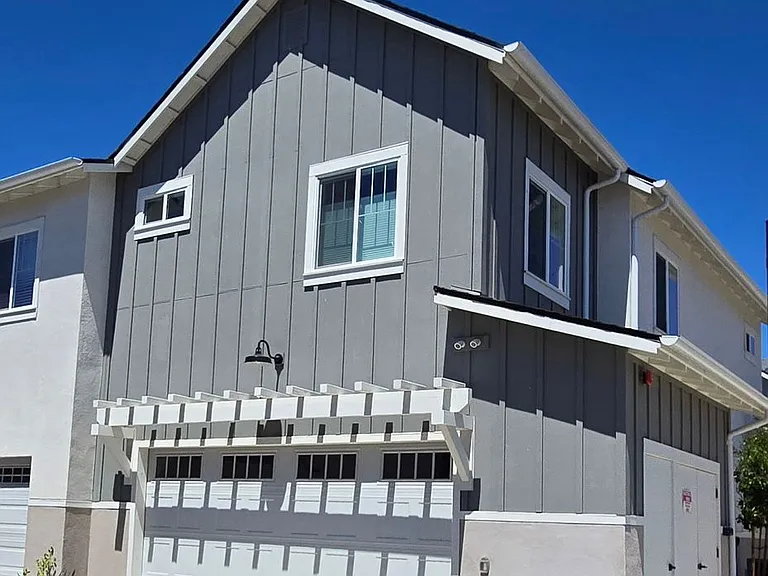 1106 Tiburon Way — Photo 2