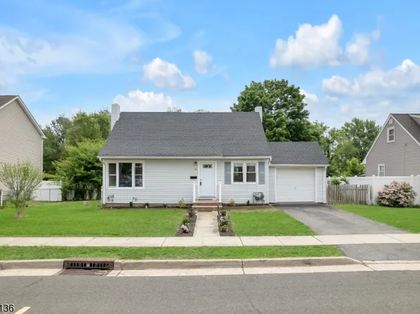 166 E Camplain Rd, Manville Boro, NJ 08835