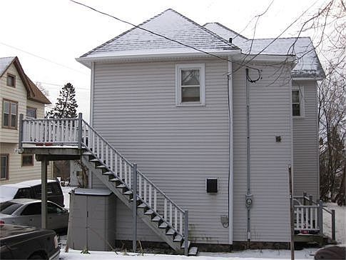 2nd image of 1209 E 3rd St