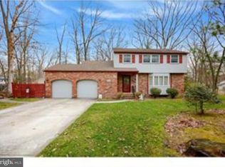 2 Timber Hills Dr, Turnersville, NJ 08012