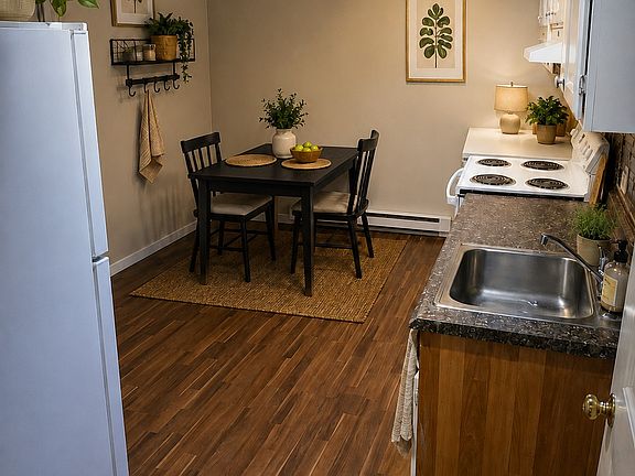 4th image of 1841 Broad St APT B3