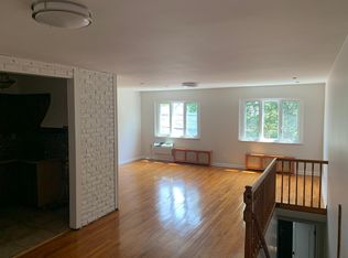 6644 71st St FLOOR 2, Middle Village, NY 11379