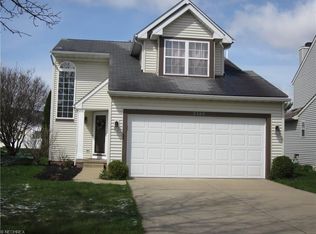2164 Stonehenge Cir, Akron, OH