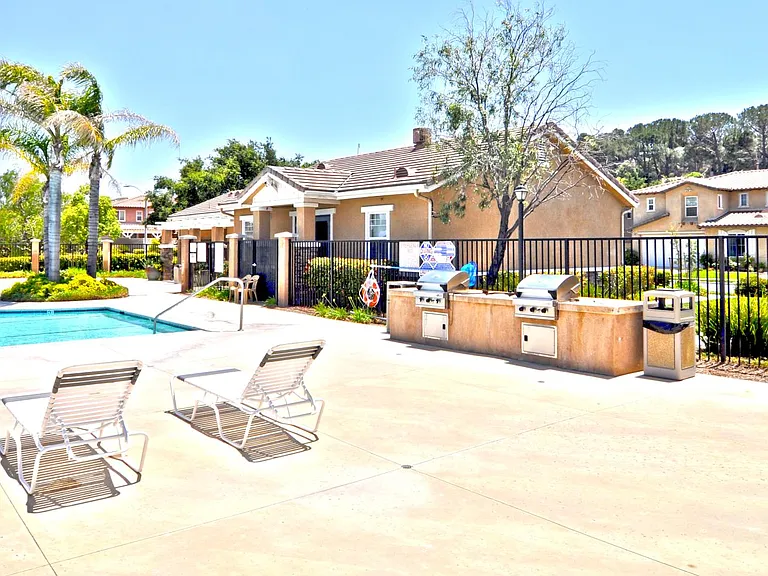 19608 Alyssa Dr — Photo 30