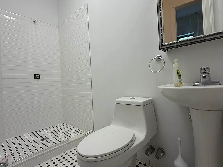 143 Nassau Ave #1 — Photo 5