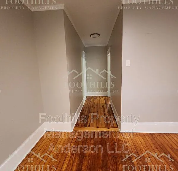 120 Anderson Ave #B — Photo 4