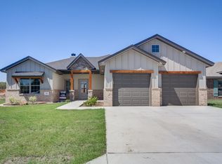 1103 16th St, Shallowater, TX 79363