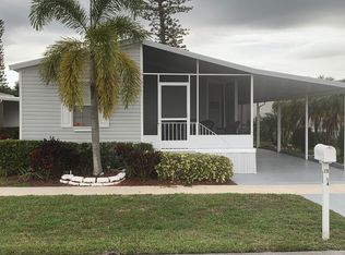 920 SW 117th Way, Davie, FL 33325