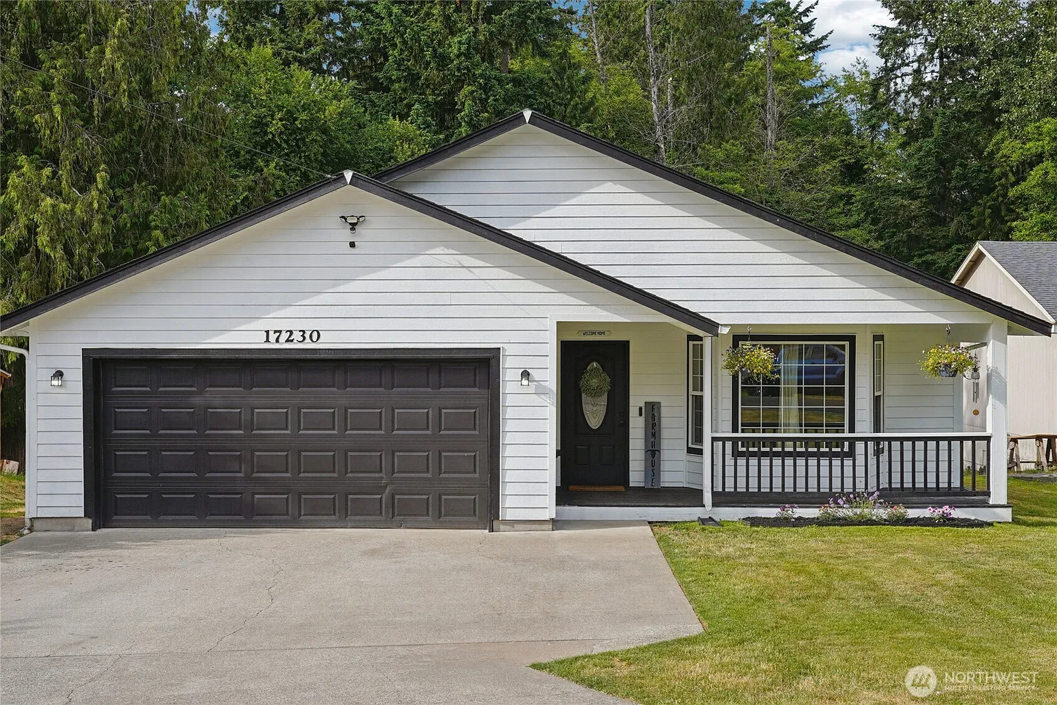 17230 Heather Lane SE photo 1