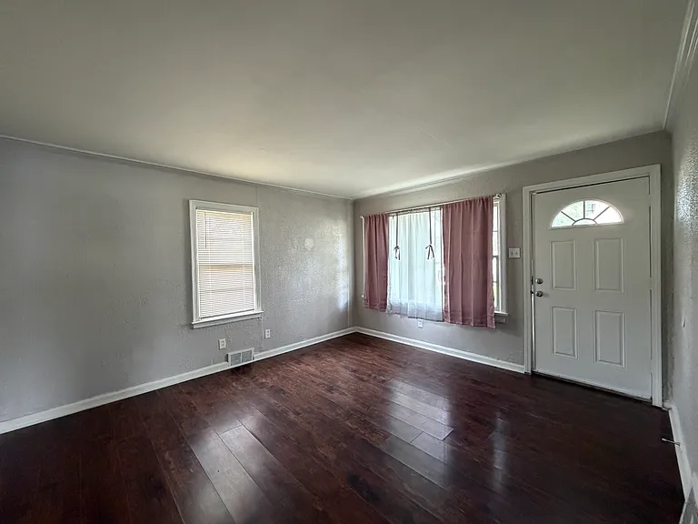 8986 Ramona Ave — Photo 15